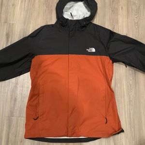 Mens Northface Jacket. Gently Used. Great condition!